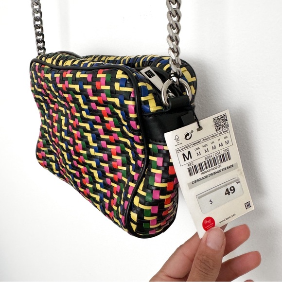 Multi-Coloured Woven Purse - Picture 5 of 6